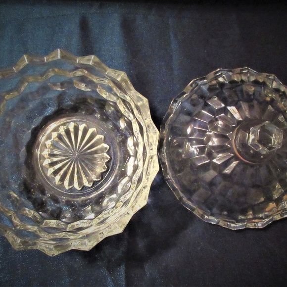 Vtg FOSTORIA AMERICAN Diamond Edge Nappy 6" Candy - Picture 4 of 5